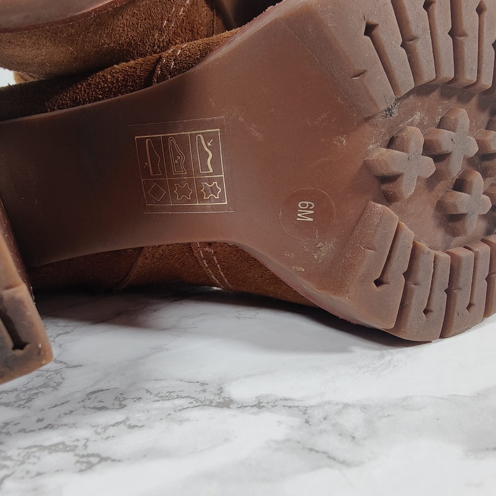 Tory Burch Sofia Lug Sole Booties Brown Suede Size 6 - Picture 15 of 16